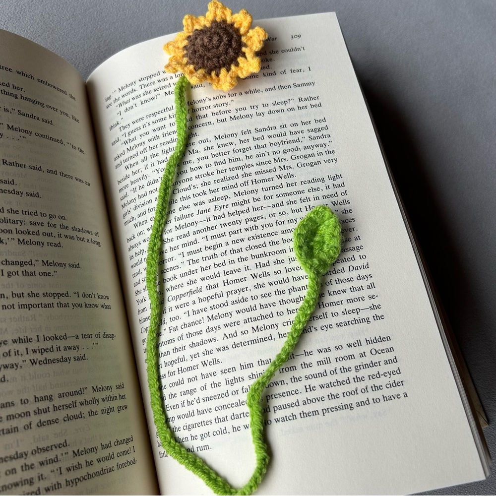 Crochet Bookmark ~ Sunflower ~ Brand New!